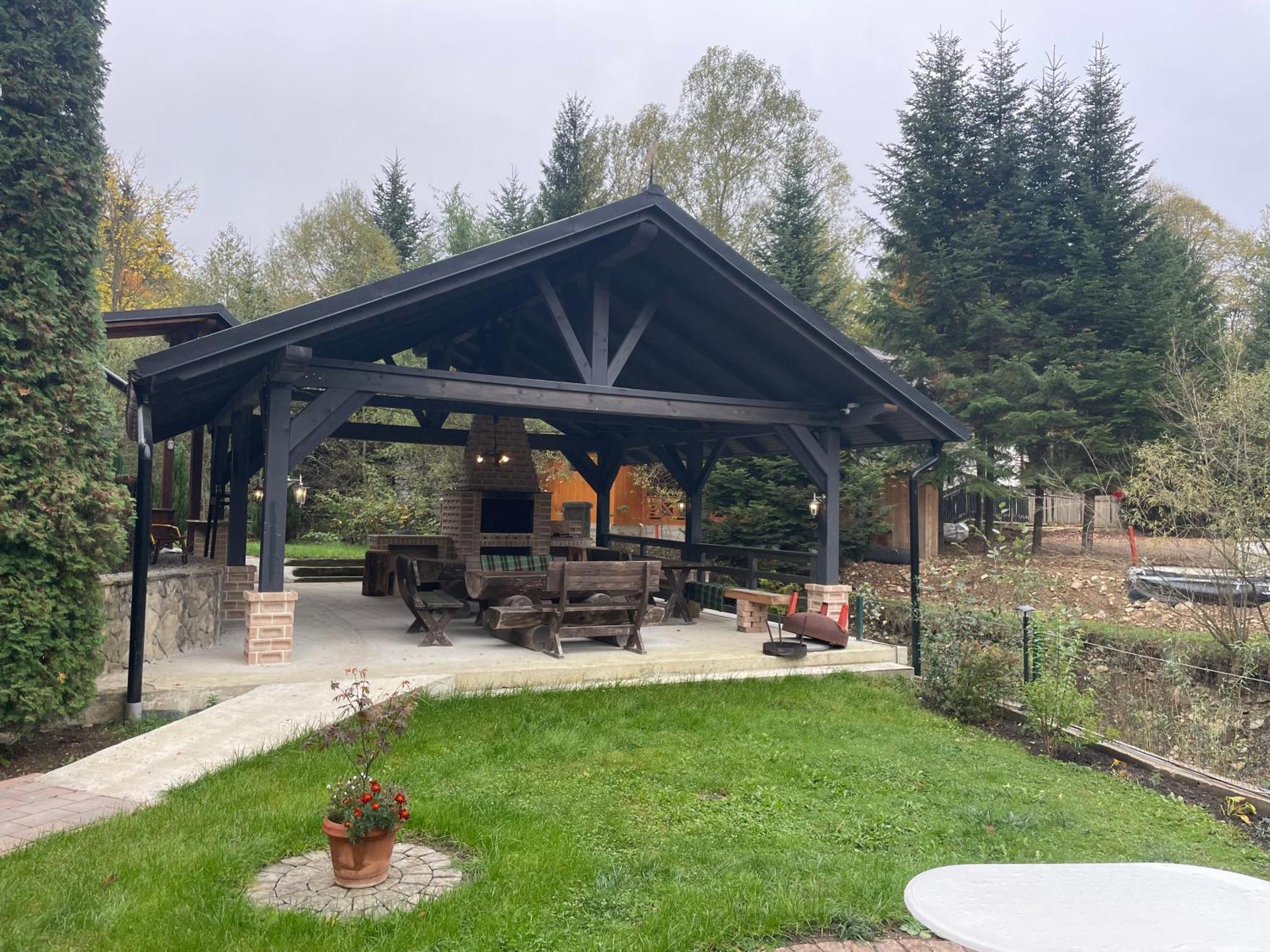 Montana Hotel Сучевица Екстериор снимка