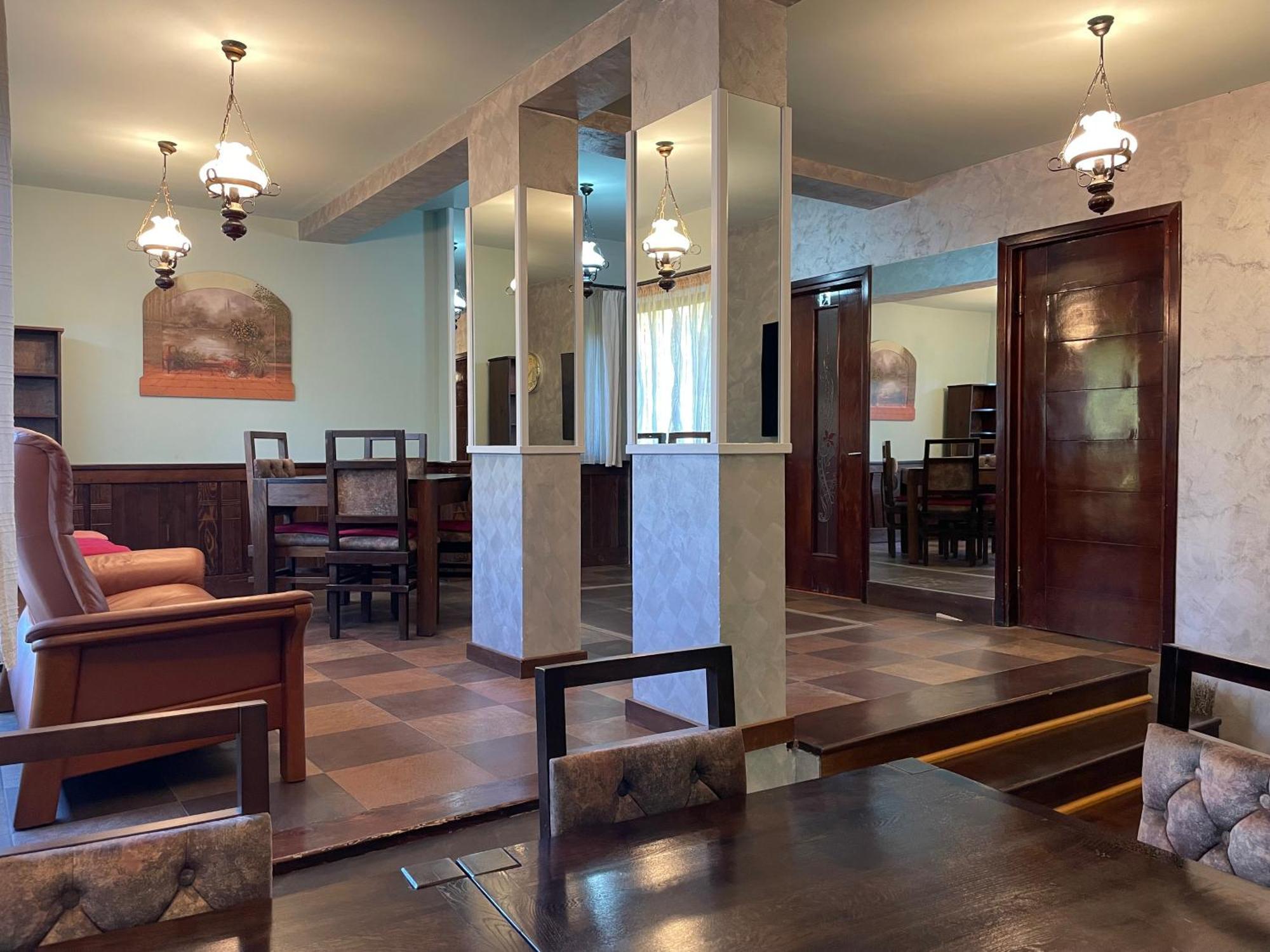 Montana Hotel Сучевица Екстериор снимка